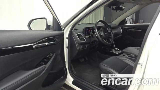 Kia Seltos Бензин 1.6 турбо 2WD — Фото автомобиля 10