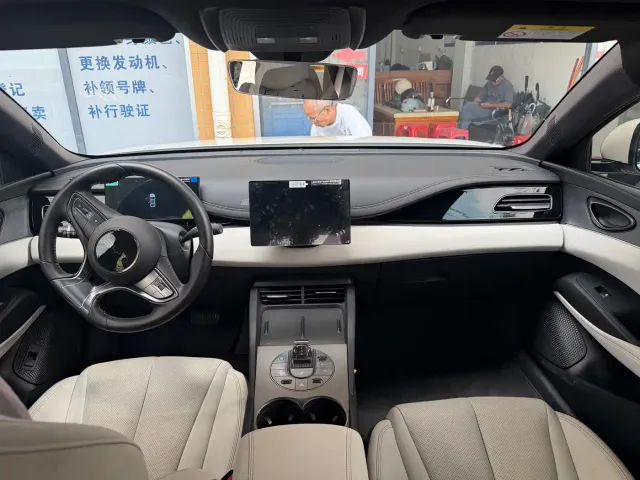 BYD Seal 06 — Фото автомобиля 13