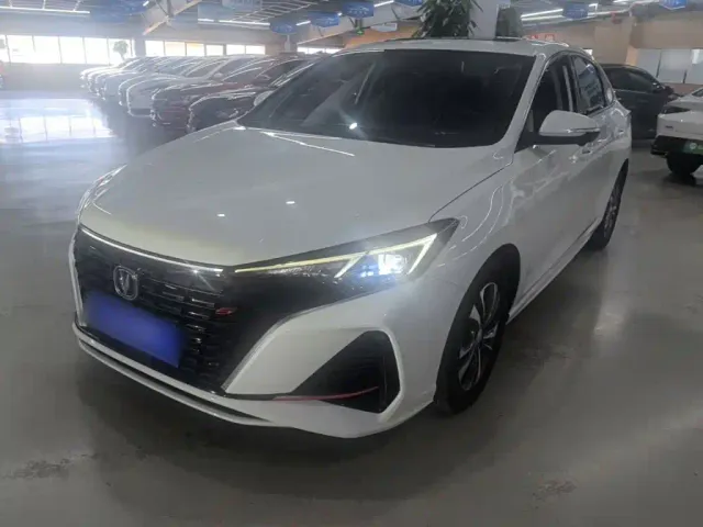 Фотография автомобиля — Changan Eado