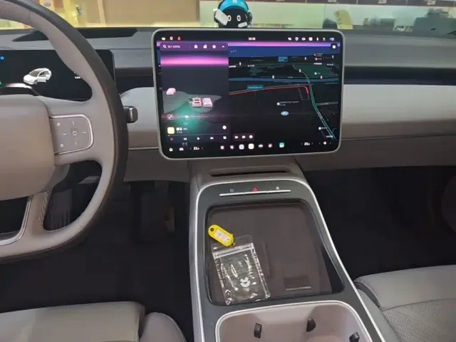 Nio ET5 Touring — Фото автомобиля 12