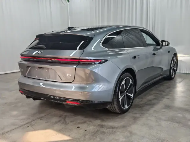 Nio ET5 Touring — Фото автомобиля 7