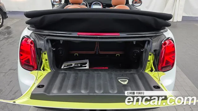Mini Cooper Convertible — Фото автомобиля 19