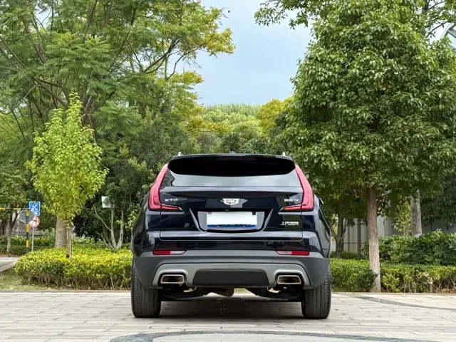 Cadillac XT4 — Фото автомобиля 8