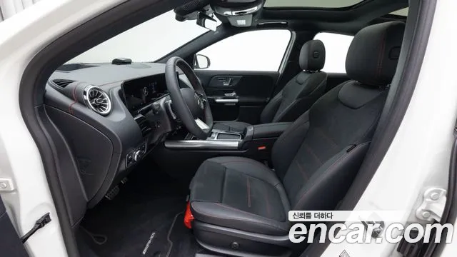 Mercedes-Benz EQA — Фото автомобиля 14