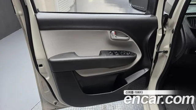 Kia RAY Новый Kia Ray Фургон — Фото автомобиля 24