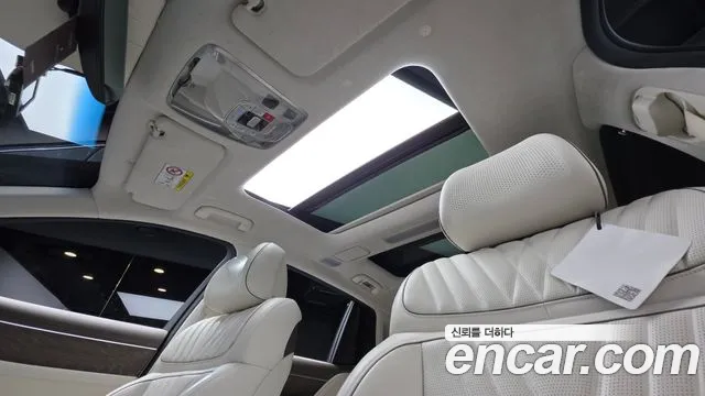 Genesis G90 Бензин 3.5 турбо AWD — Фото автомобиля 6