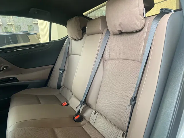 Lexus ES — Фото автомобиля 17