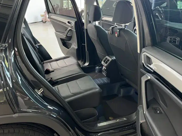 Volkswagen Tayron — Фото автомобиля 4