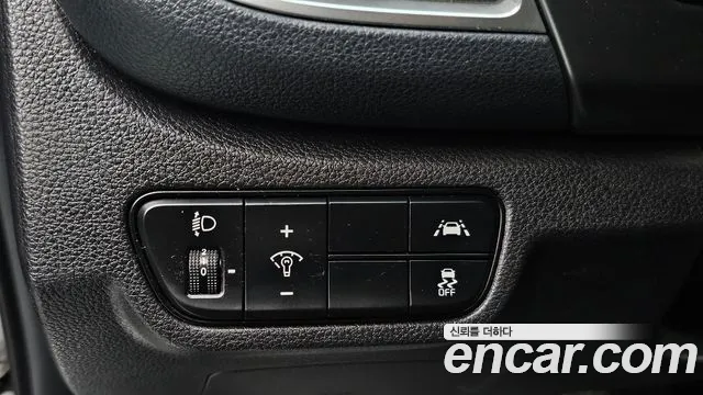 Kia Seltos Seltos Бензин 1.6 турбо 2WD — Фото автомобиля 18