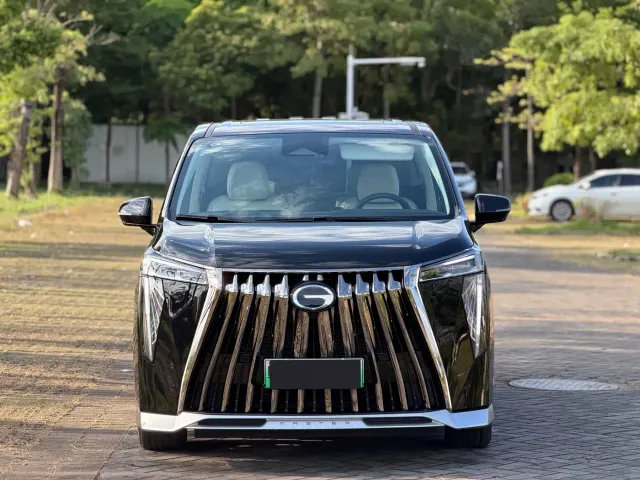 GAC Trumpchi E9 — Фото автомобиля 2