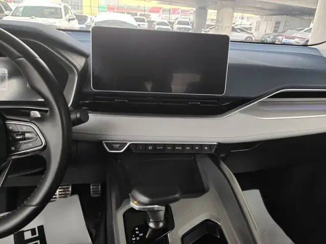 Geely Xingrui — Фото автомобиля 5