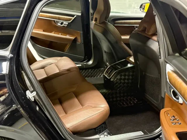 Volvo S90 — Фото автомобиля 10