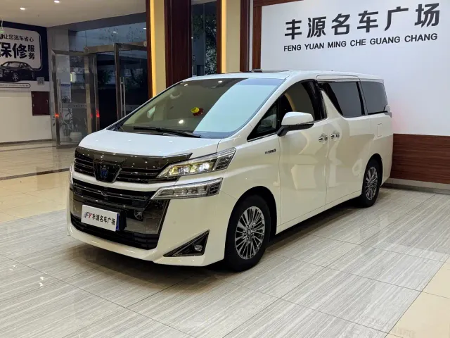 Фотография автомобиля — Toyota Vellfire
