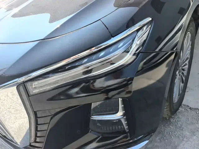 Hongqi H5 — Фото автомобиля 17