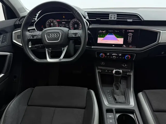 Audi Q3 — Фото автомобиля 11