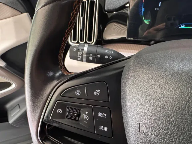 BYD Song Pro — Фото автомобиля 11