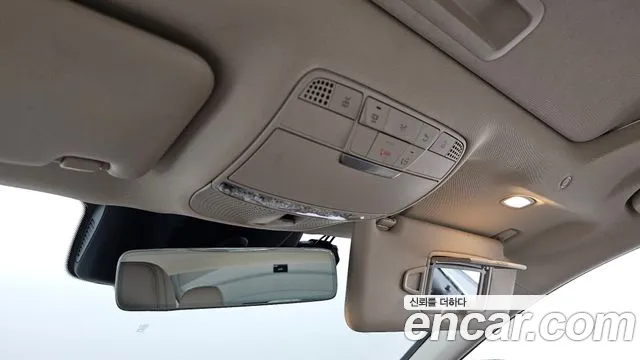 Mercedes-Benz CLS-Class — Фото автомобиля 18