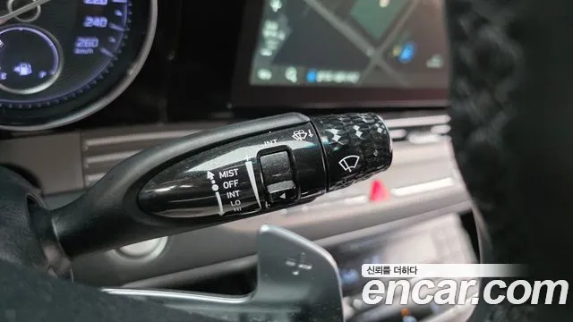 Hyundai Grandeur Новый Grandeur IG 3.0 LPi (Для проката) — Фото автомобиля 27