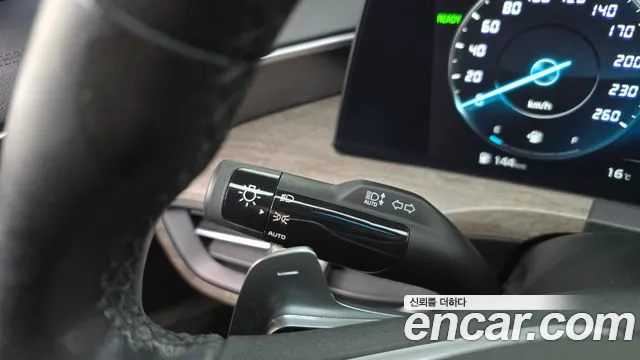 Kia K8 Hybrid — Фото автомобиля 28