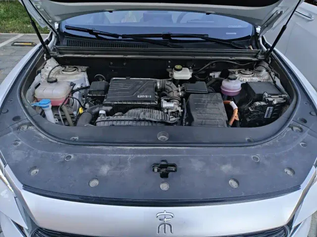 BYD Song Pro — Фото автомобиля 16