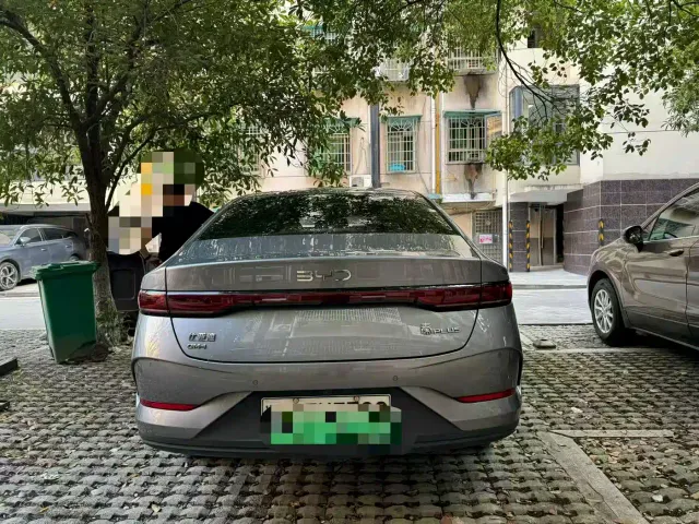 BYD Qin PLUS — Фото автомобиля 5