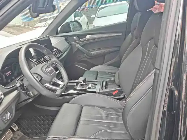 Audi Audi Q5L 2024 Model 40 TFSI Luxury Dynamic — Фото автомобиля 7