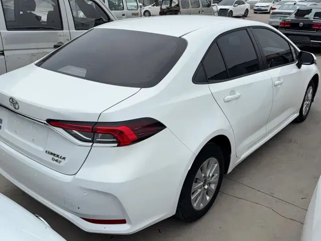 Toyota Corolla — Фото автомобиля 4