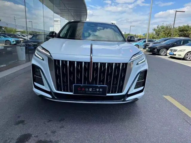 Hongqi HS3 — Фото автомобиля 2