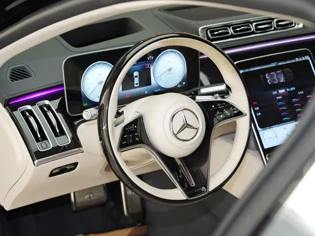 Mercedes-Benz Maybach S-Class — Фото автомобиля 10