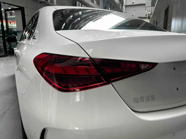 Mercedes-Benz C-Class — Фото автомобиля 5