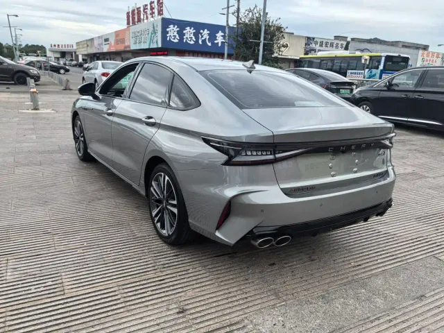 Chery Arrizo 8 — Фото автомобиля 12