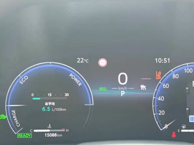 Toyota Vellfire — Фото автомобиля 12