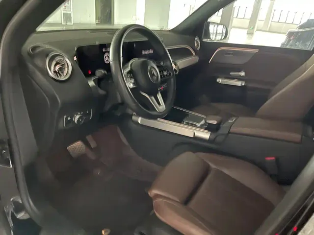 Mercedes-Benz GLB-Class — Фото автомобиля 7
