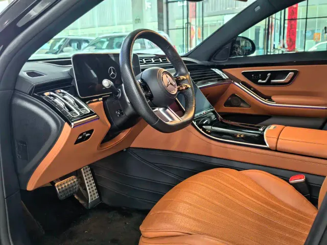 Mercedes-Benz S-Class — Фото автомобиля 5