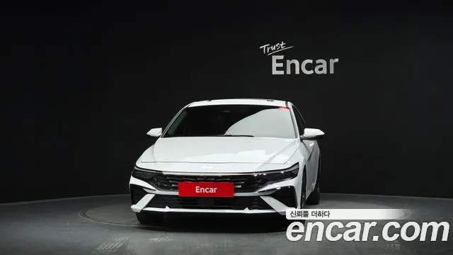Hyundai Avante CN7 — Фото автомобиля 3