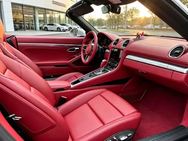 Porsche 718 — Фото автомобиля 5