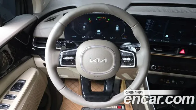 Kia Carnival Generation 4 — Фото автомобиля 20
