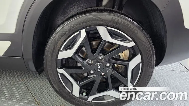 Kia Seltos Бензин 1.6 турбо 2WD — Фото автомобиля 18
