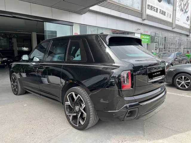 Rolls-Royce Cullinan — Фото автомобиля 4
