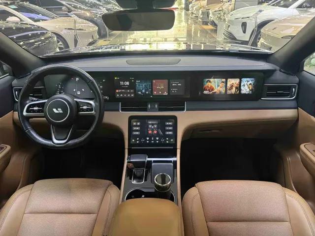 Li Auto ONE — Фото автомобиля 10