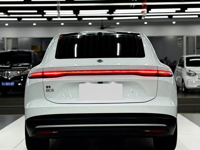 Nio EC6 — Фото автомобиля 5