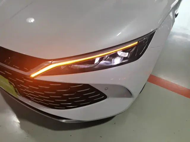 BYD Qin L — Фото автомобиля 23