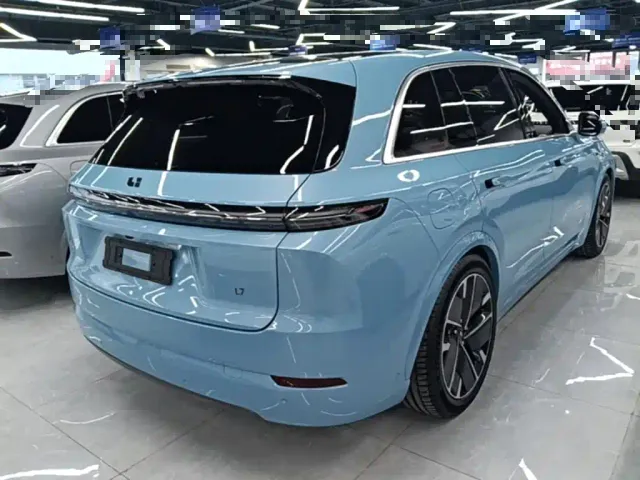Li Auto L7 — Фото автомобиля 6