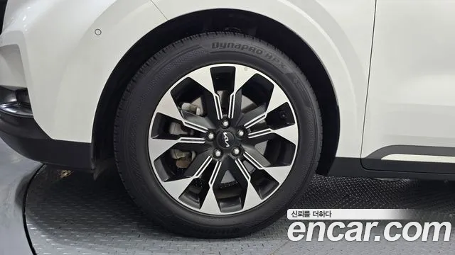 Kia Canival Carnival 4 поколение Бензин 9 мест Signature — Фото автомобиля 5