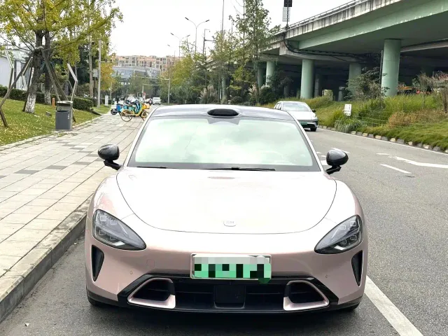 Xiaomi SU7 — Фото автомобиля 2