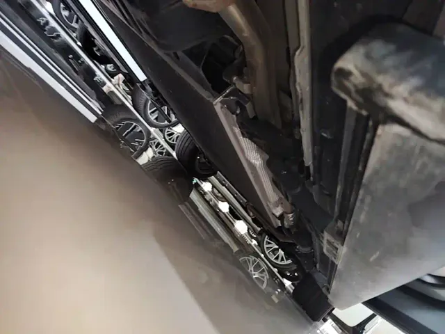 Li Auto Li Xiang L9 2025 Ultra Smart Renewal Edition — Фото автомобиля 20