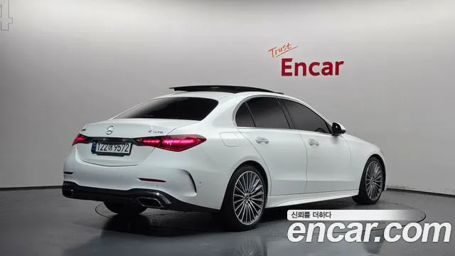 Mercedes-Benz C-Class — Фото автомобиля 2