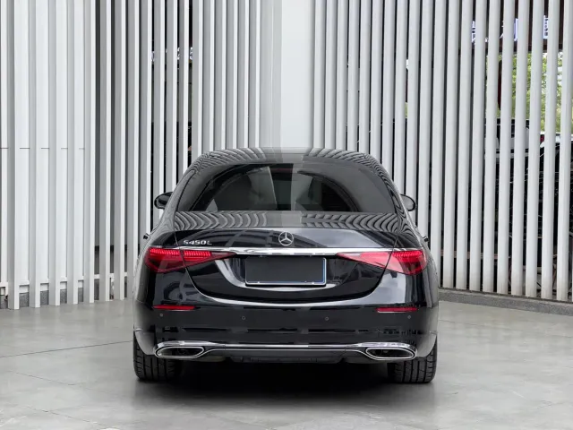 Mercedes-Benz S-Class — Фото автомобиля 5