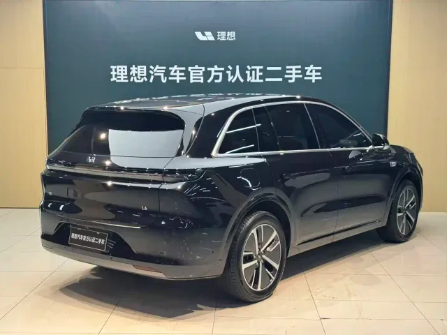 Li Auto L6 — Фото автомобиля 3