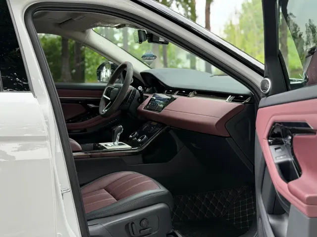 Land Rover Range Rover Evoque — Фото автомобиля 10
